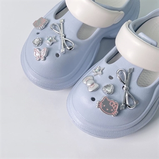 Charms til Crocs – sølv og Hello Kitty stil, 10 dele
